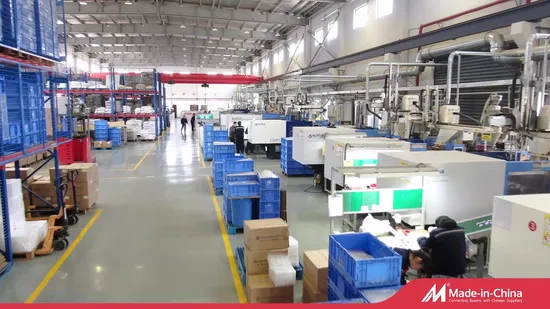 Stampo per iniezione di plastica professionale per stampo per griglia di automobili Produttore di stampi per fabbrica di stampi per griglia anteriore esterna per auto